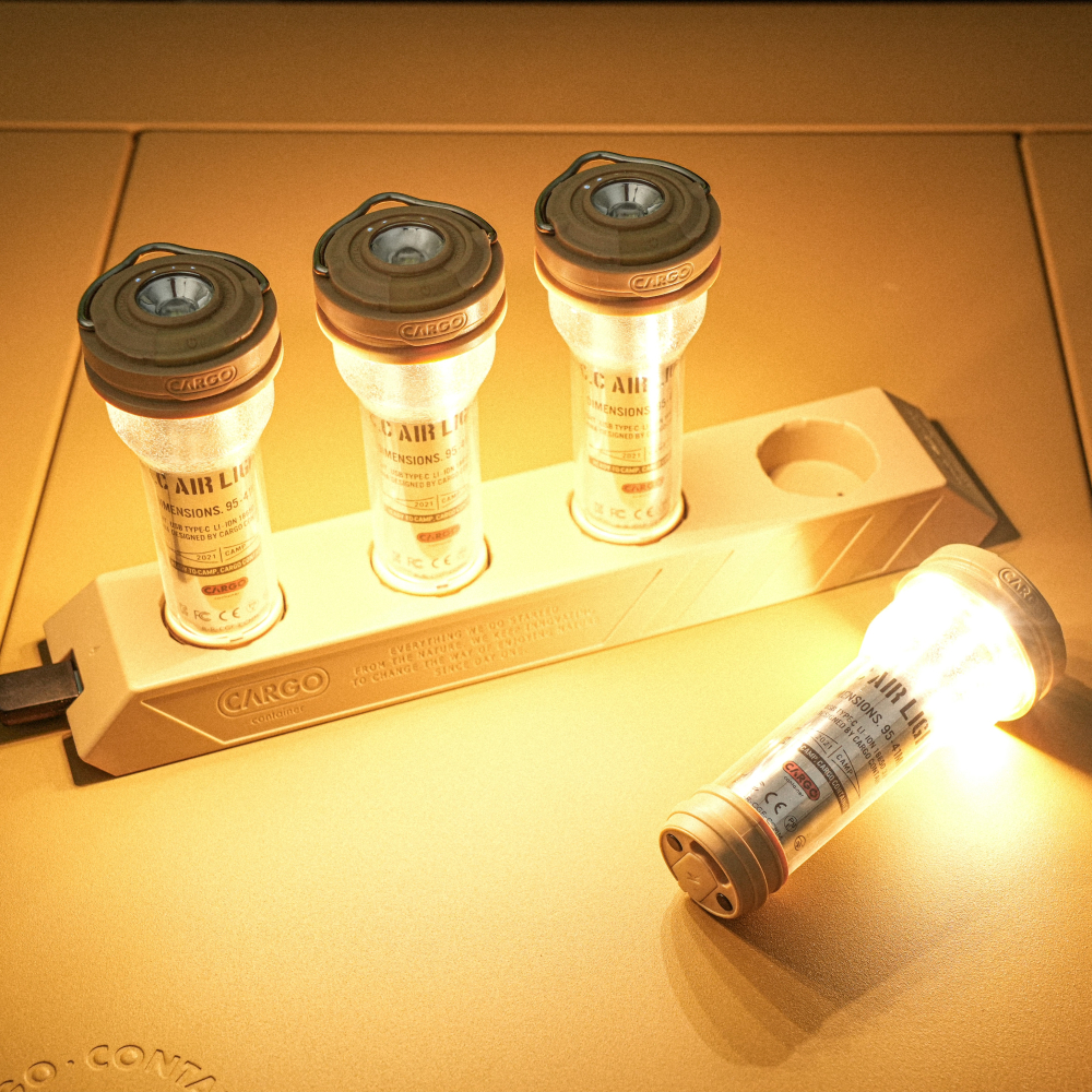 CARGO AIR LIGHT LED燈充電座